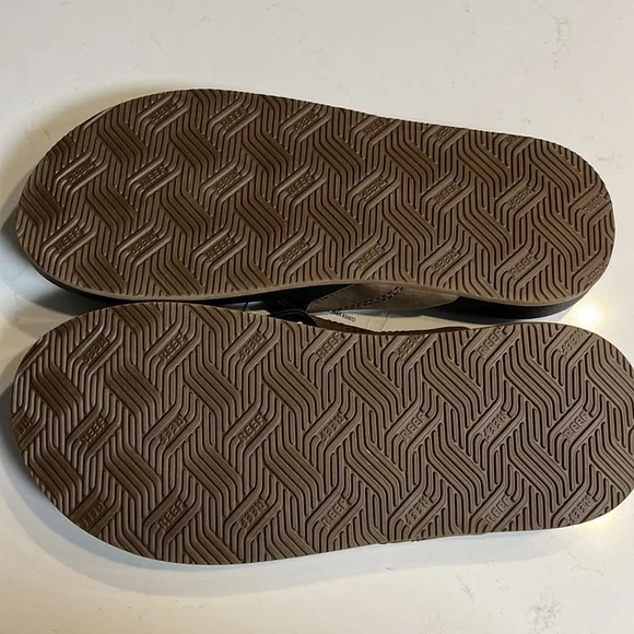 Reef Flip Flop - Picture 3 of 5